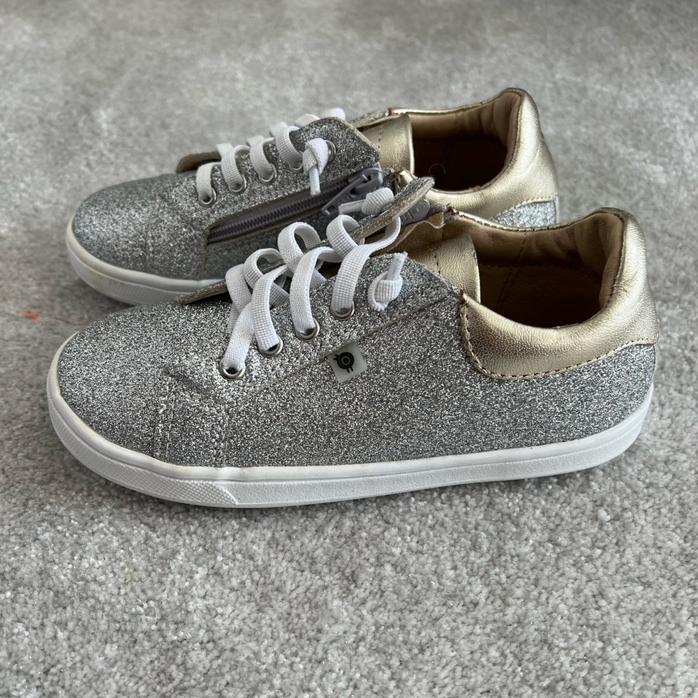 Brand new never worn Old soles girls silver sparkle low top sneakers